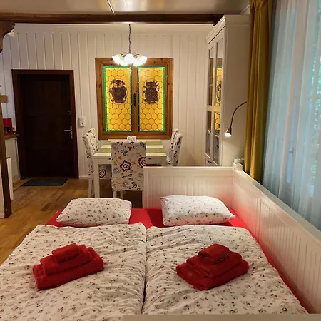 Sommerhaus Zur Eule * קלוסטרניובורג