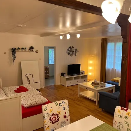 Sommerhaus Zur Eule בית נופש